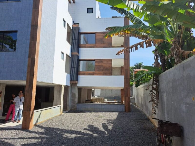 APARTAMENTO À VENDA NO CONDOMÍNIO CONQUISTA MAR EM ILHÉUS-BA
