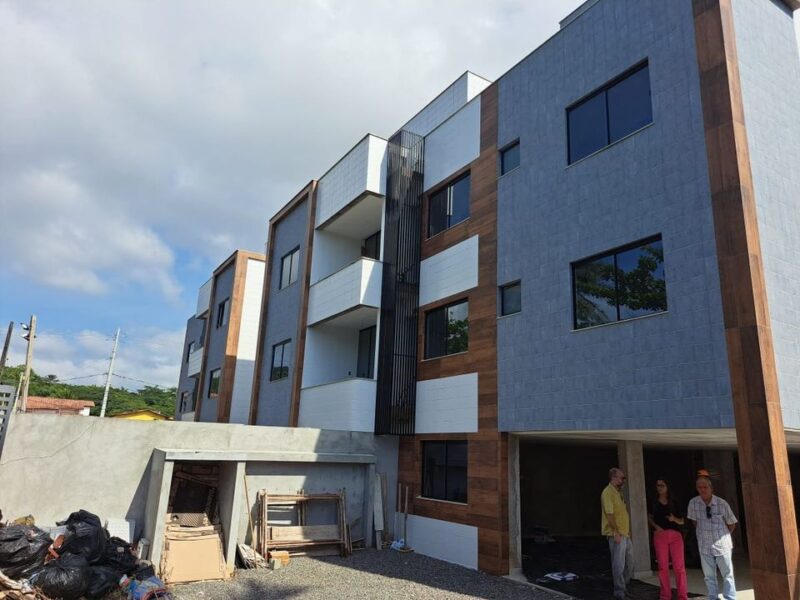 APARTAMENTO À VENDA NO CONDOMÍNIO CONQUISTA MAR EM ILHÉUS-BA