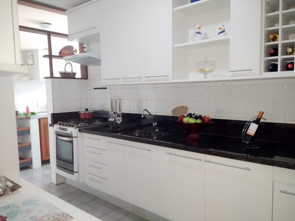 APARTAMENTO À VENDA NO EDIFÍCIO GABRIELA MORENA ÁREA CENTRAL DA CIDADE DE ILHÉUS-BA